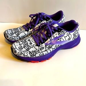 Brooks Sneakers size 8.5